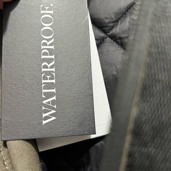 Ugg Bernice parka NWT olive green black interior & black fur on hood - Picture 3 of 16